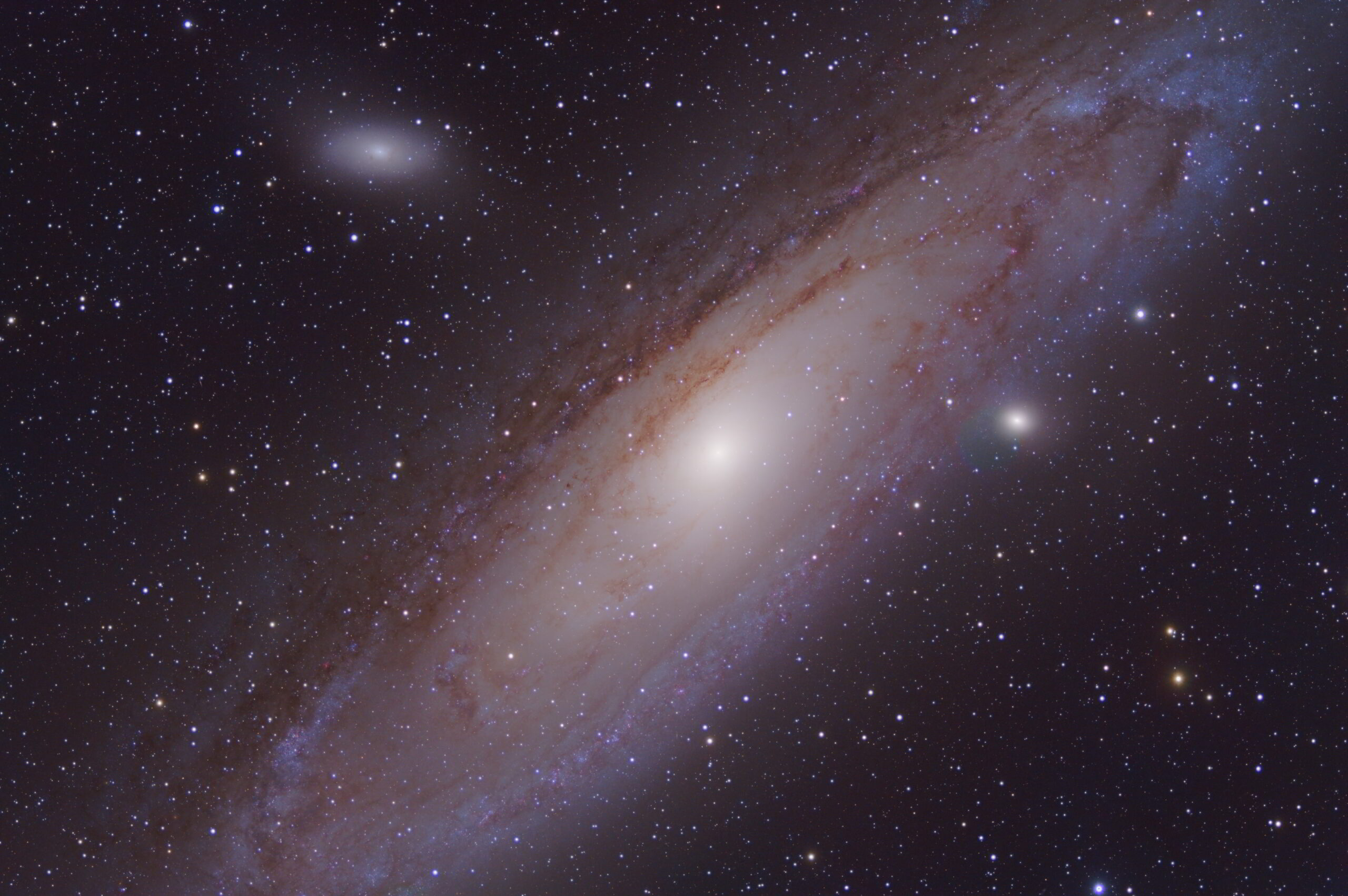 M 31 – Andromeda Galaxy